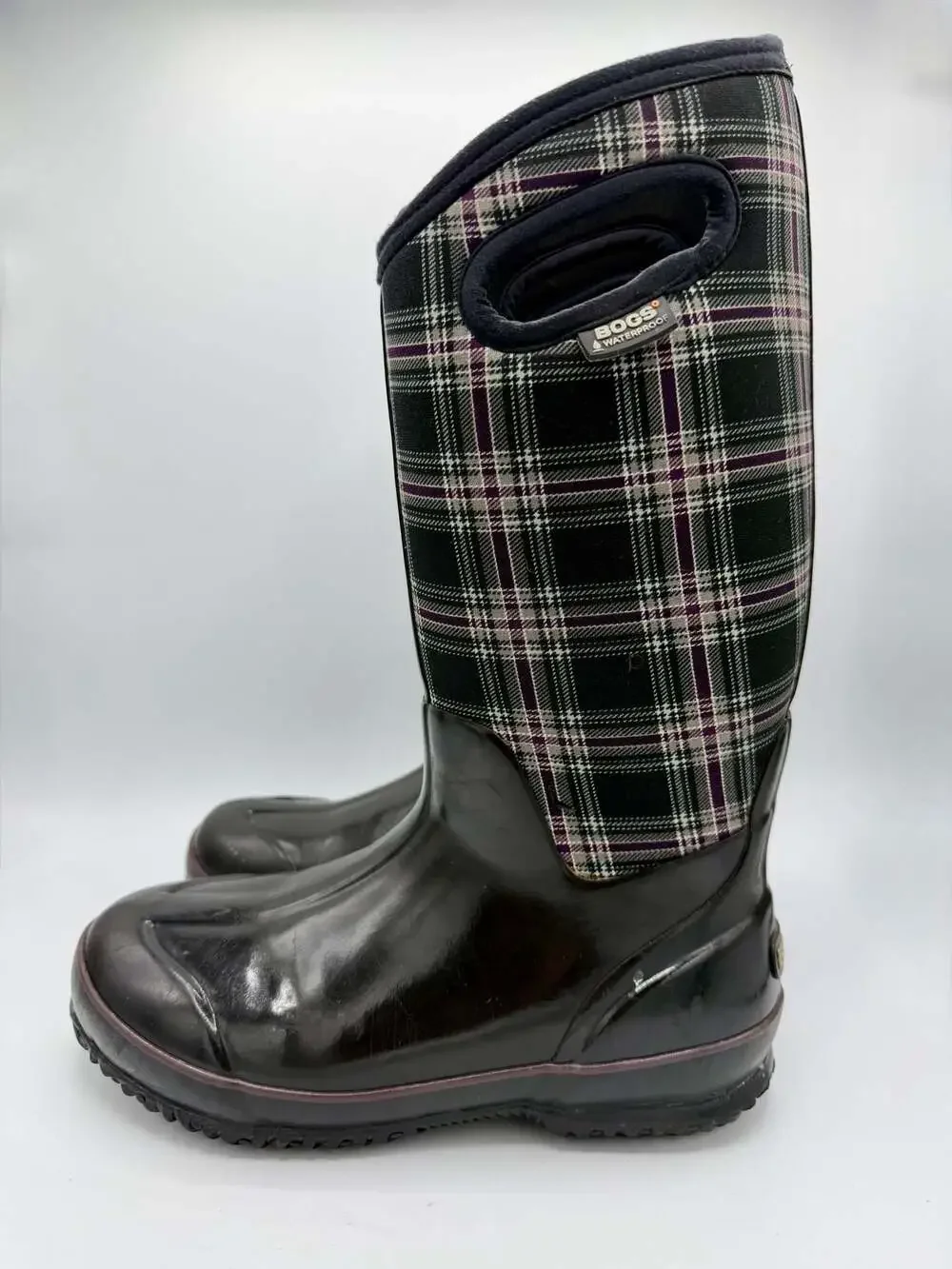BOGS Classic Winter Plaid Tall Waterproof Boots Womens 8 Black Purple 71536